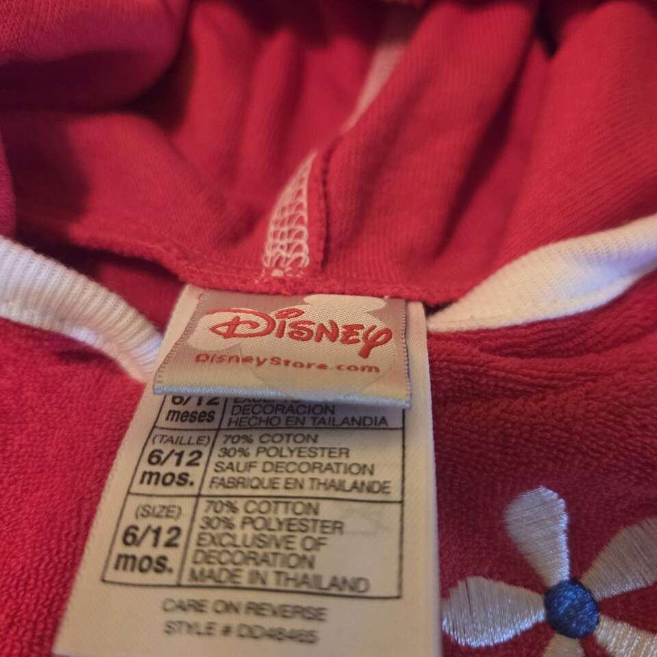 Disney. character Minnie Mouse cover up.Make