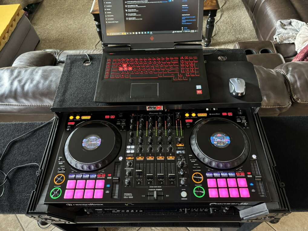 DJ & Karaokee Business/Equipment