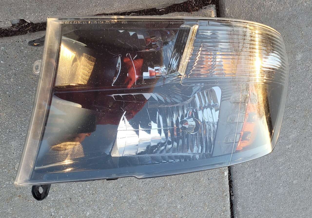 OEM 2018 driver side 2018 (4th gen) Ram Headlight