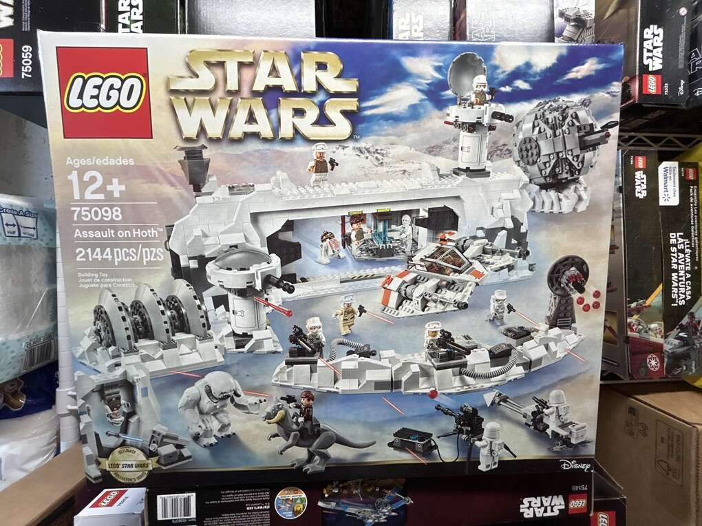 LEGO Assault On Hoth UCS New