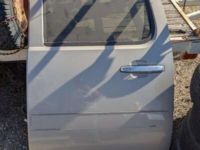 Driver rear door 2007-14 Suburban Yukon XL Crew