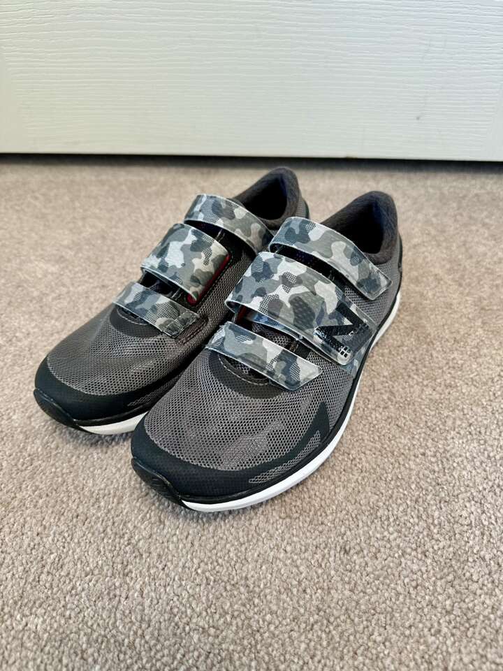 Womens 7 New Balance Cycling Shoes Cleats