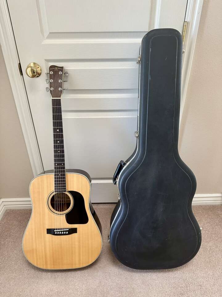 1976 Suzuki Three•S GR-20 Acoustic Guitar