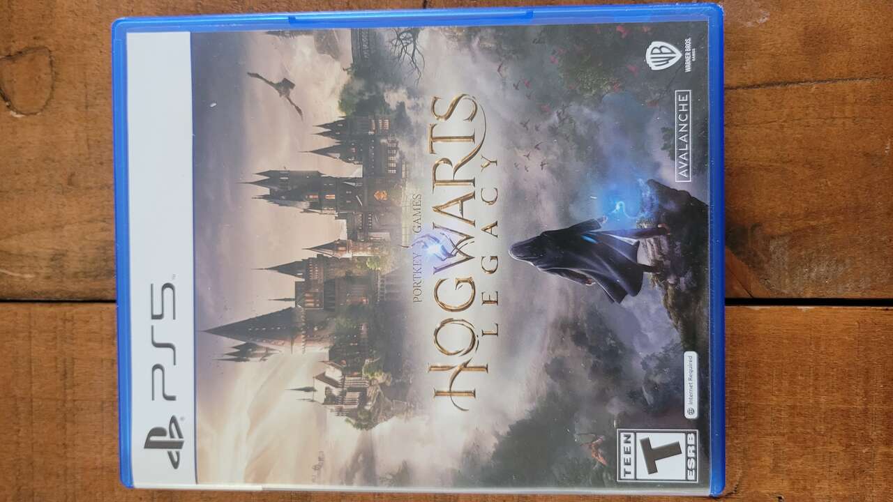 Hogwarts Legacy PS5 game disc like new