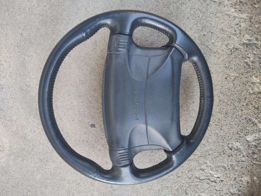 1991-1992 Trans Am GTA steering wheel with airbag