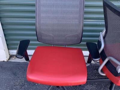 1 SIT-ON-IT FOCUS WEB BACK CHAIRS