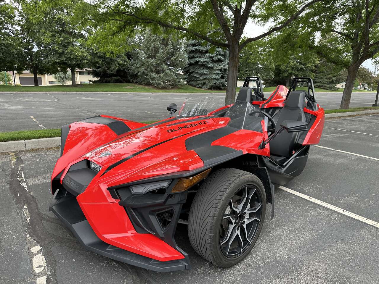 SUMMER REDUCTION! 2020 Polaris Slingshot SL Red Pearl 3 Wheeled Vehicle