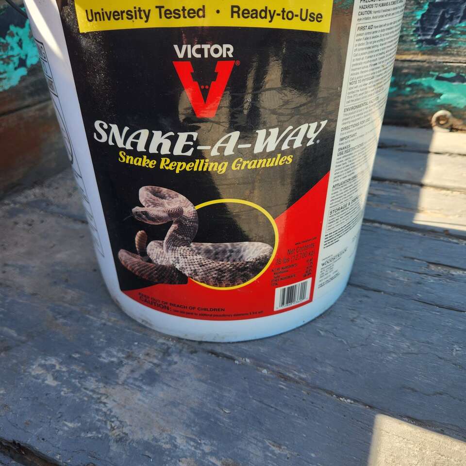 New Snake Away Granules. 28lbs