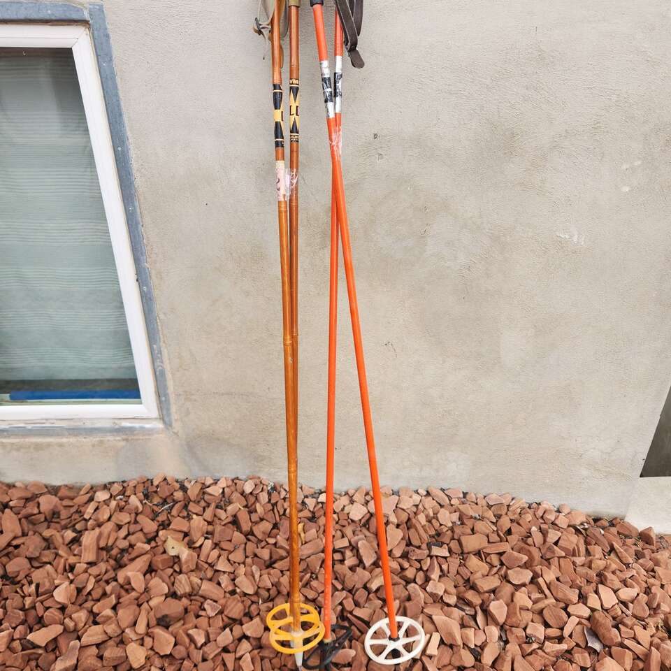 (2) sets Cross country ski poles