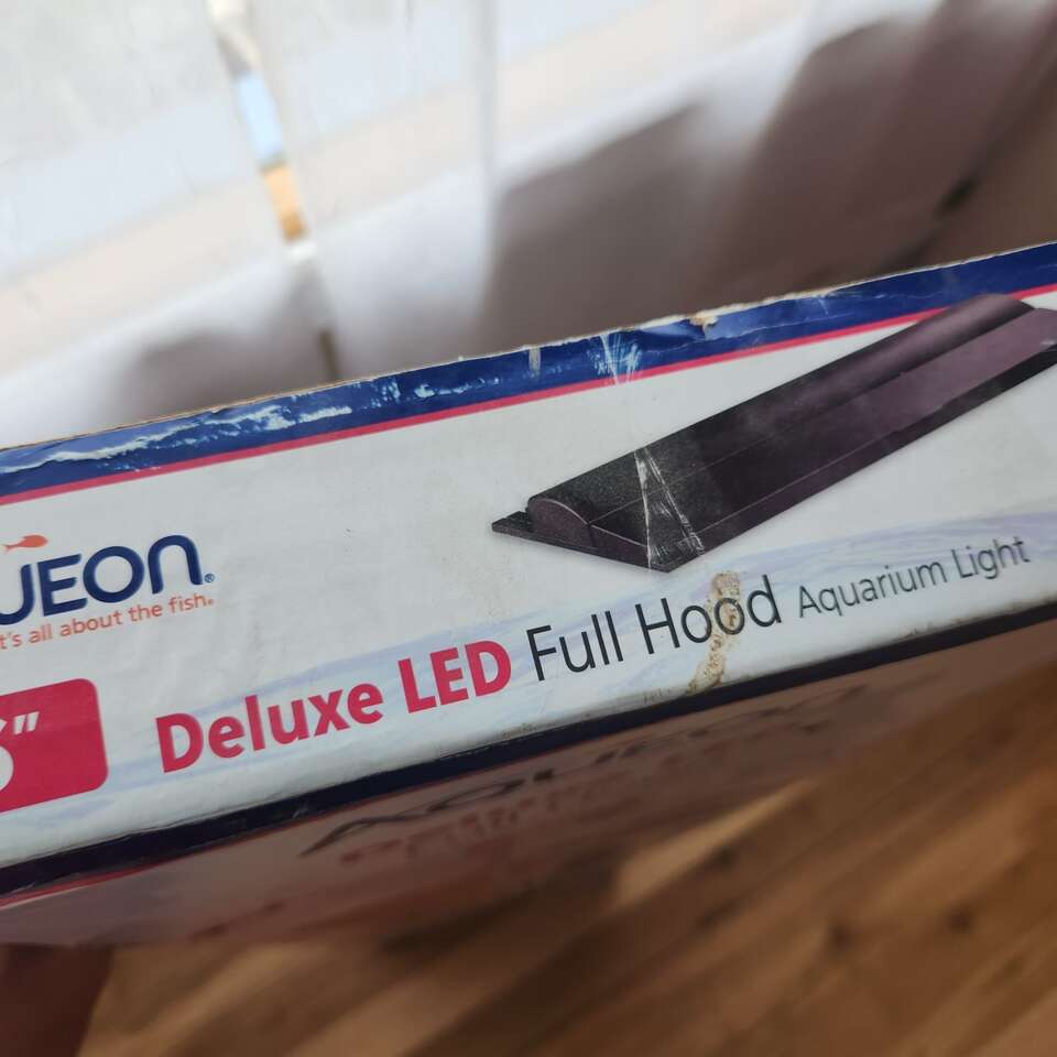 Aqueon 36" LED Full hood aquarium light