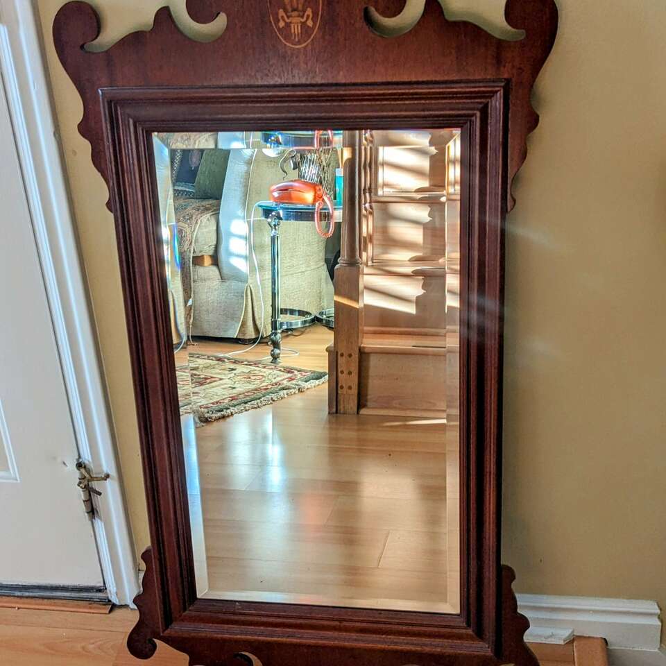 wall mirror with hanging wire