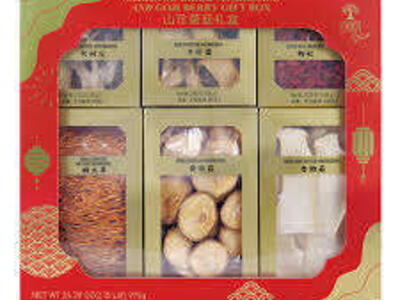 Grace of Earth Dried Mushroom and Goji Berry Gift Box Assortment, 34.39 oz 1844854 #100201