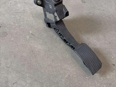 Gen2 Toutota Tundra Throttle Pedal