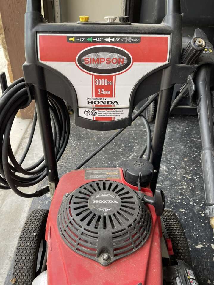 Simpson Powerwasher With Honda Motor