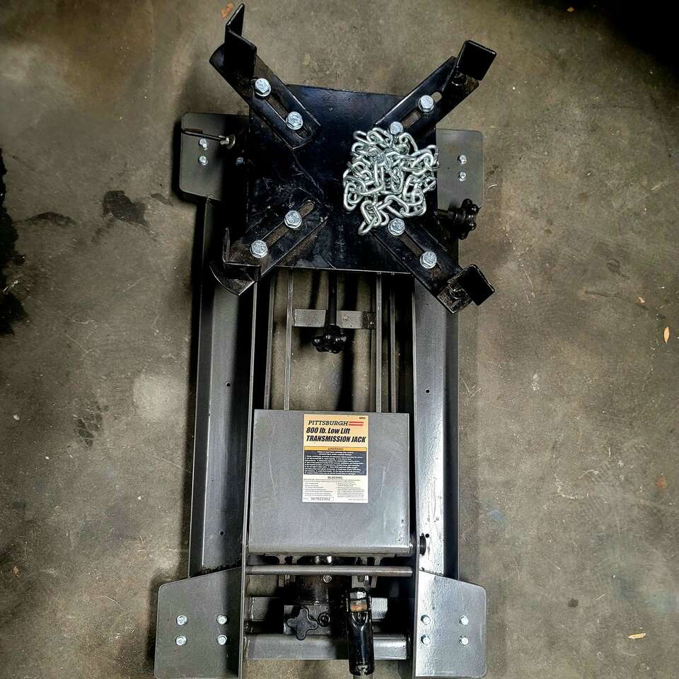 For Rent: 800lb Transmission/Transfer Case Jack