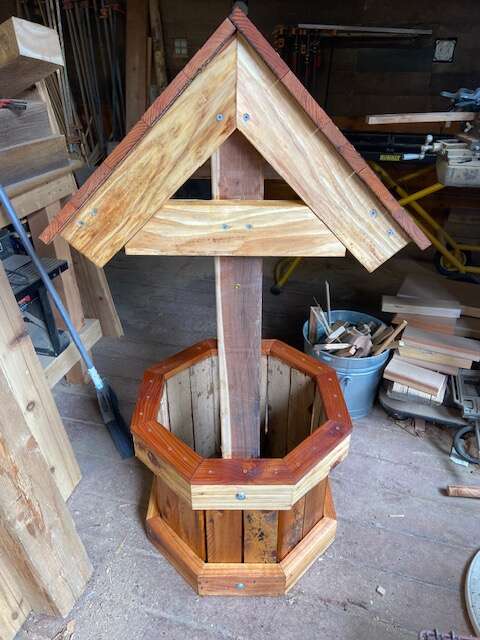 4 FT WISHING WELL
