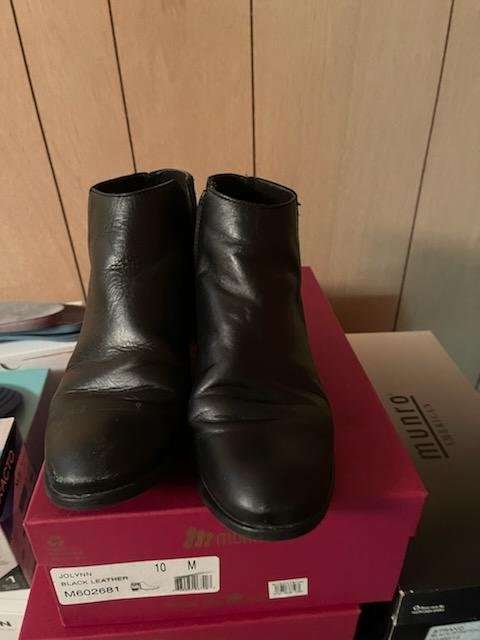 Women's Jolynn Back Leather size 10 M