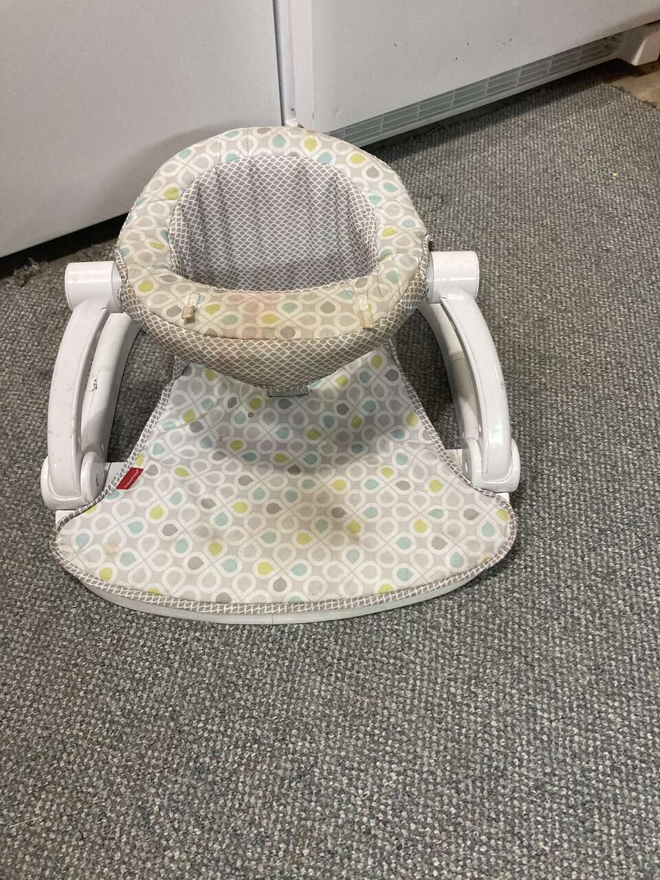Fisher-Price Sit-Me-Up Floor Seat
