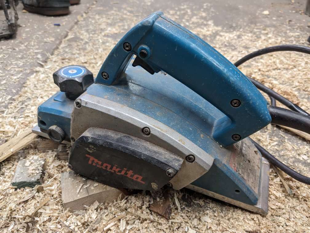 Makita hand planer woodworking tools edger router bandsaw lathe corded