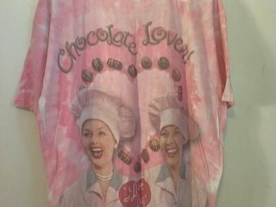 I LOVE LUCY T-SHIRT Chocolate Lover!