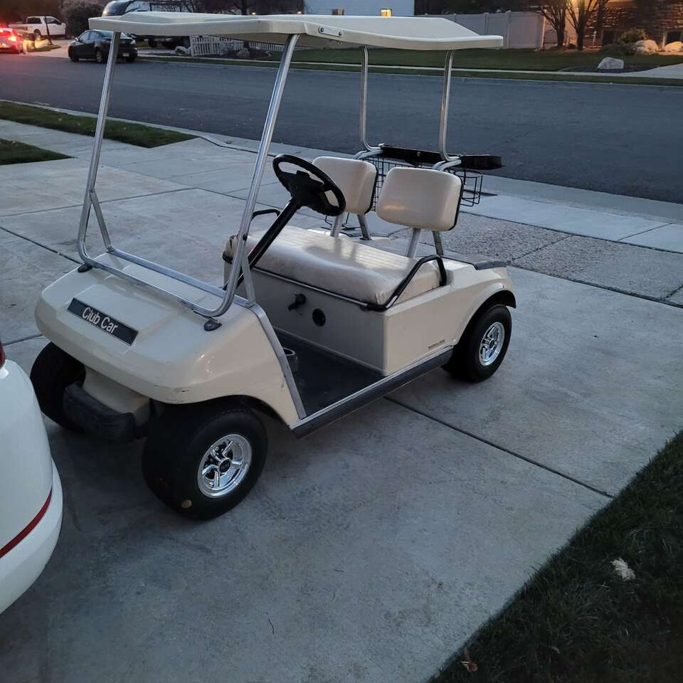 Clubcar 36v golf cart Outdoors and Sporting