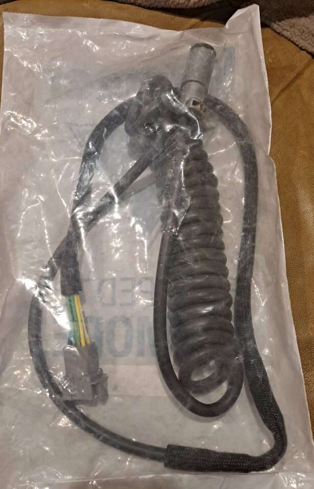 Vermeer Trailer cord connection