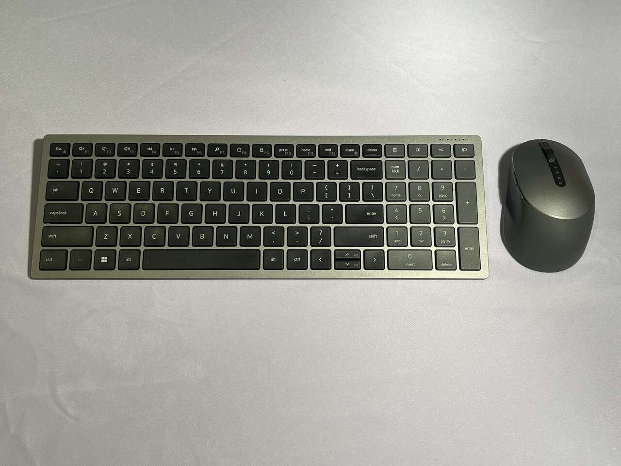 Dell Multi-Device Wireless Keyboard and Mouse Combo - KM7120W - USB/Bluetooth