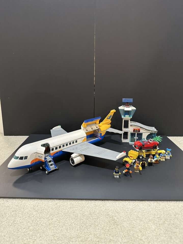 LEGO Passenger airplane and airport