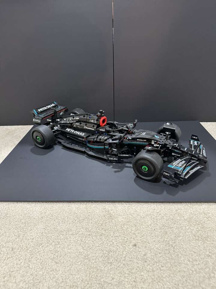 LEGO Technic Mercedes F1 Car