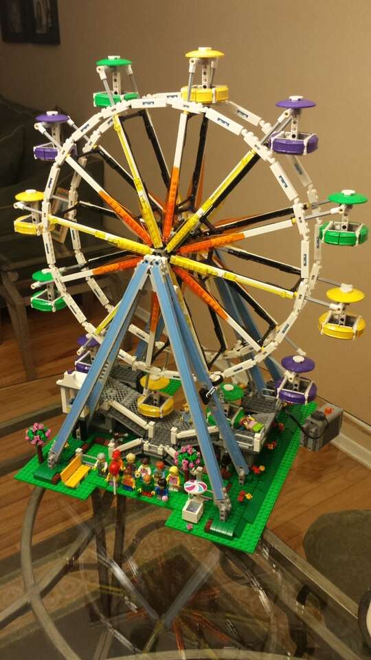 LEGO Feeris Wheel!