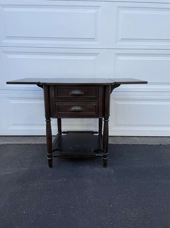 Paula Dean Table (Project)