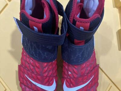 Great Nike Size 12 Football Cleats