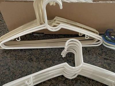 Plastic & Felt Hangers