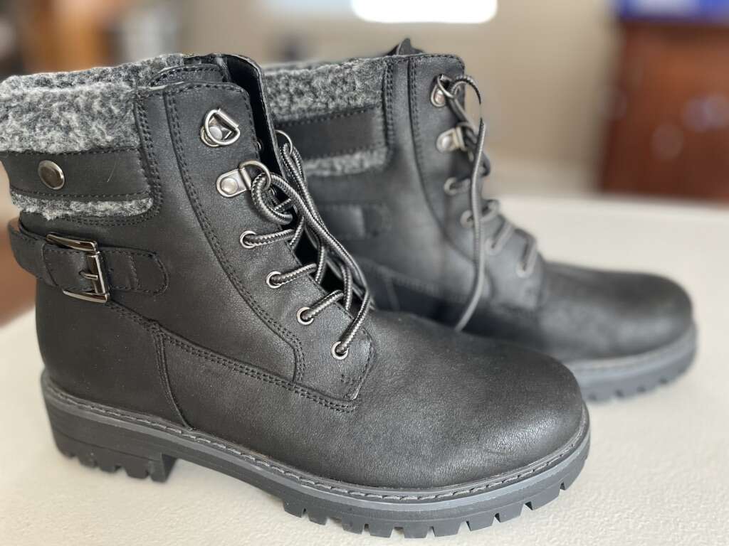 New Black Cliff By White Mountain Boots Size 8