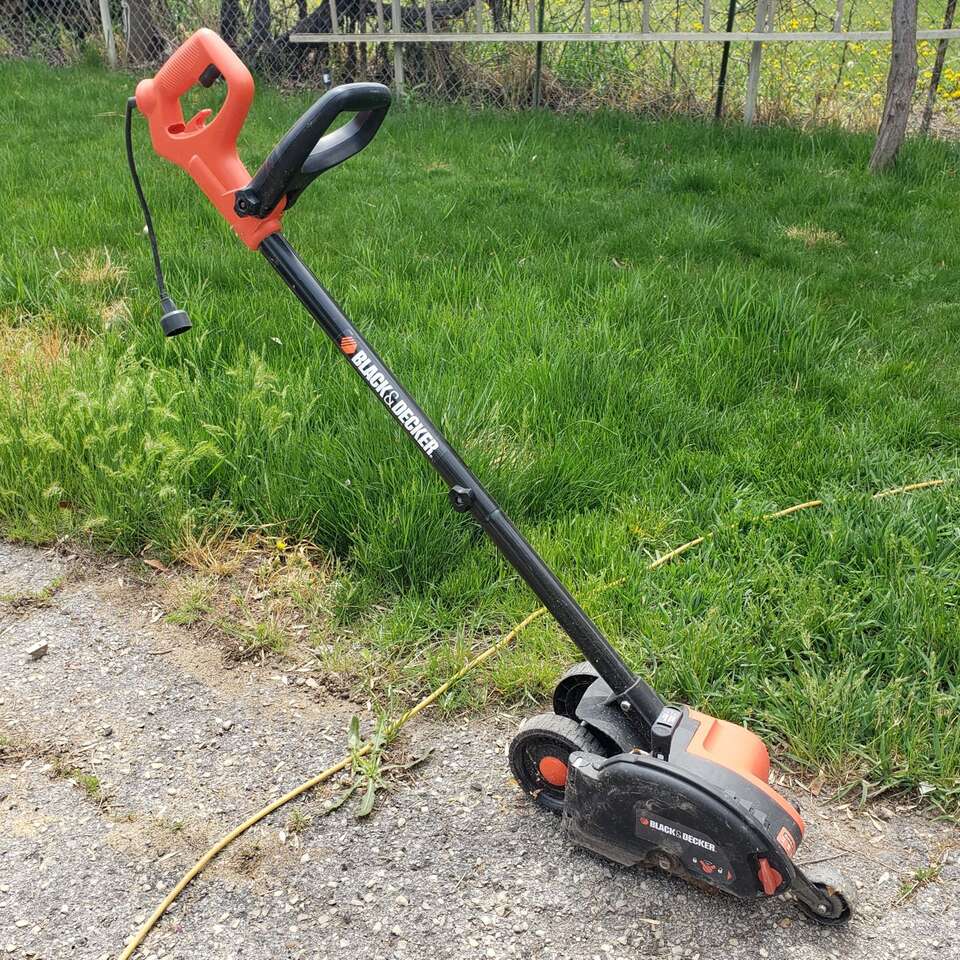 Black and Decker Edge Hog Electric