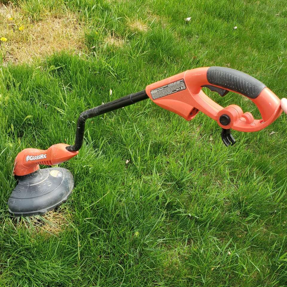 Black and Decker Grass Hog Electric Trimmer Corded