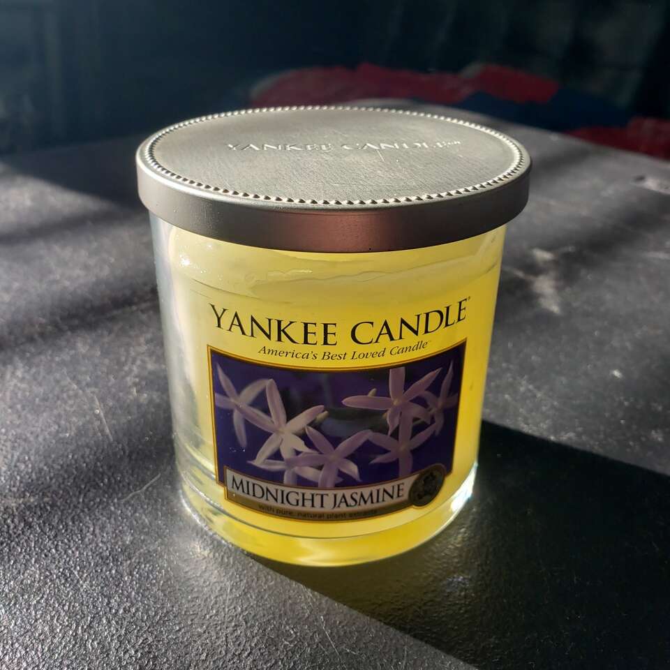 Yankee Candle Midnight Jasmine 7oz