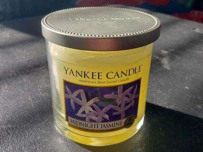 Yankee Candle Midnight Jasmine 7oz