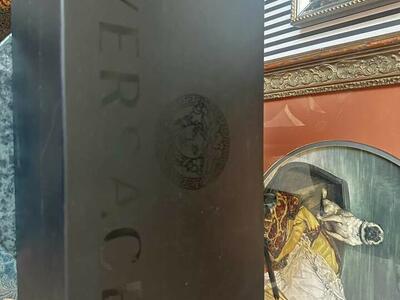 Versace Men Slides Size 8.5:/9