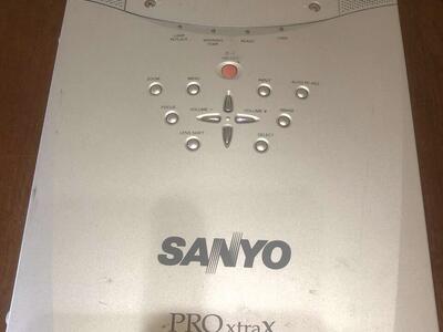Sanyo PLC-XP57L PROJECTOR
