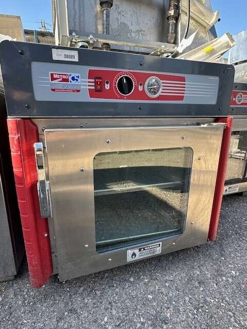 METRO MOBILE HEATED CABINET