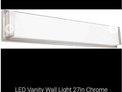 27" LED Vanity Wall Light (Chrome) NEW