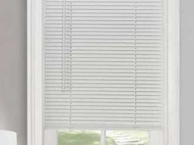 Cordless Window Shade 52" x 64" NEW)