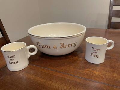 Vintage Tom & Jerry Punch Bowl And Cups