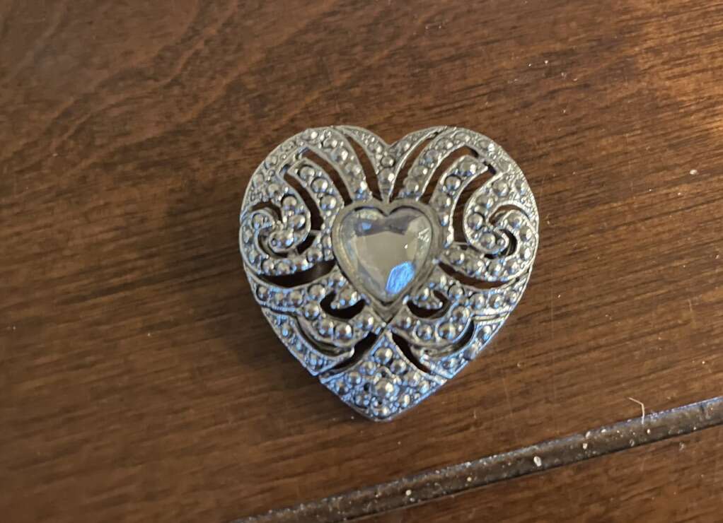 Vintage Silver Tone Heart Brooch W/ Clear Stone