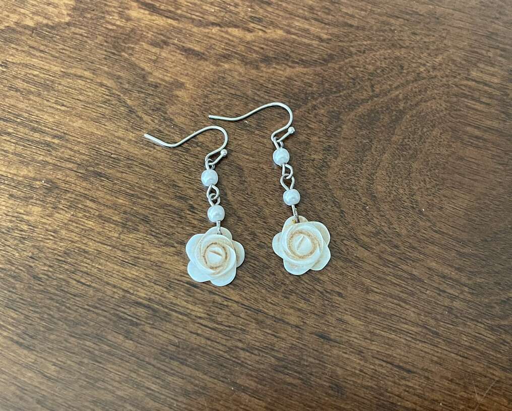 Vintage Shell Or Mother Of Pearl Flower Earrings