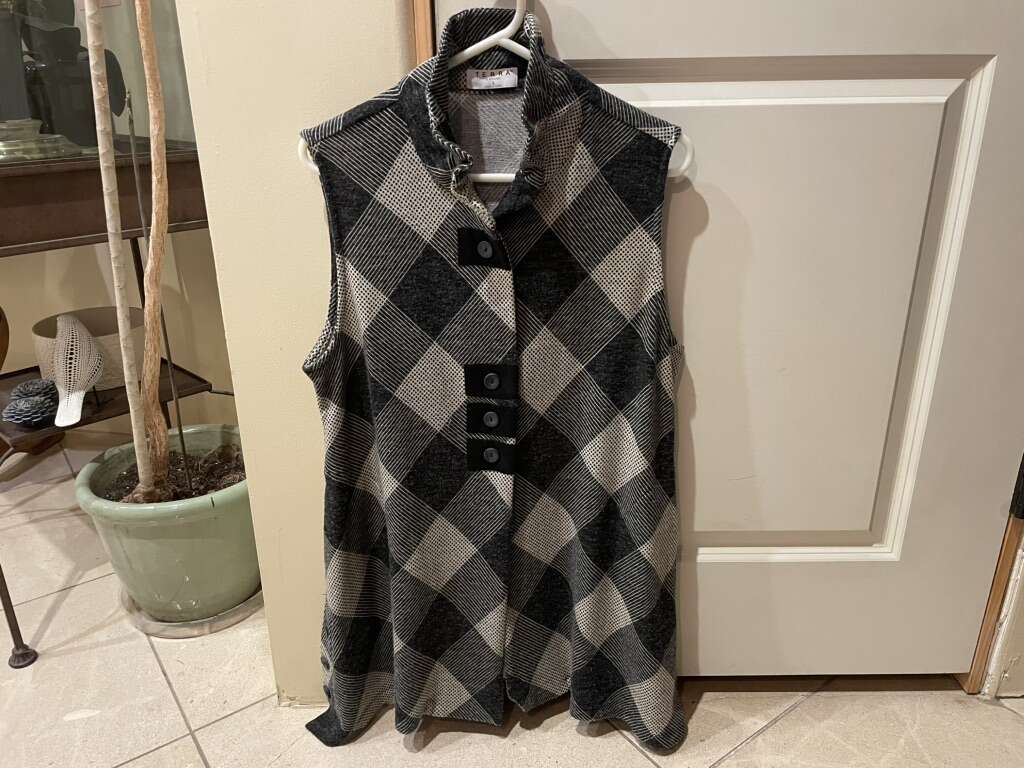 Terra SJ Apparel Tunic Top Size L