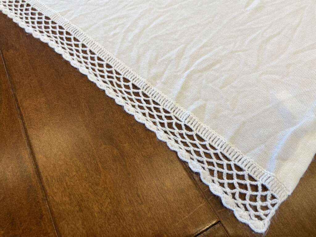 Long Liz Claiborne Scarf Acrylic W/ Beautiful Ends