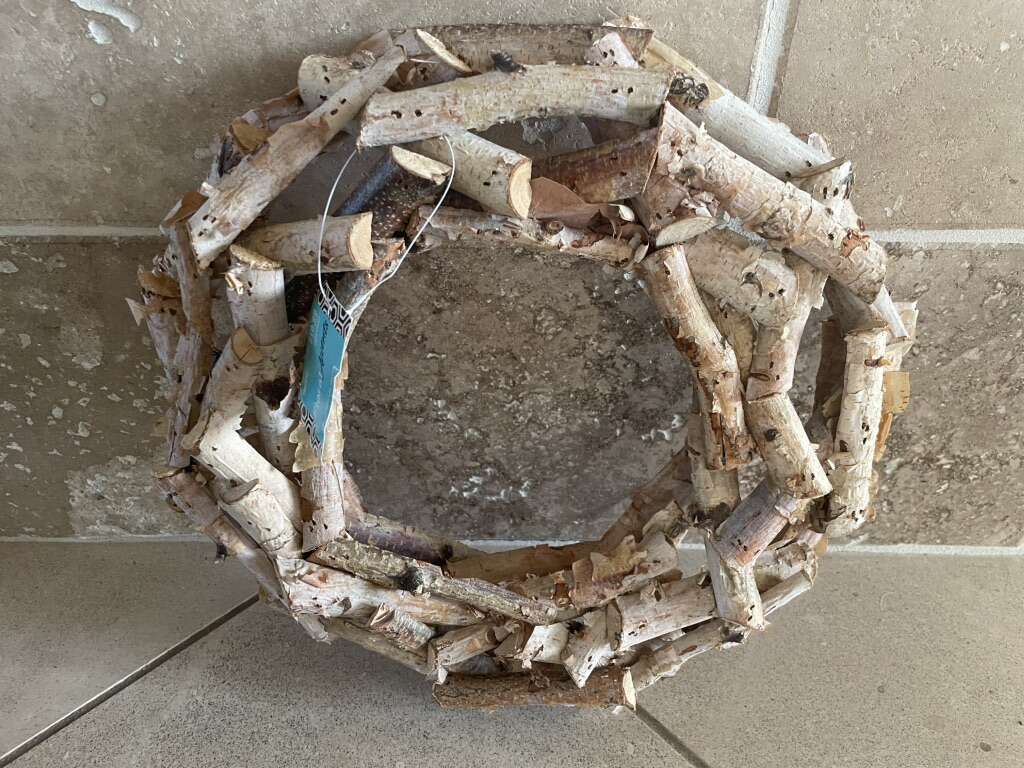 New Small Wood Wreath