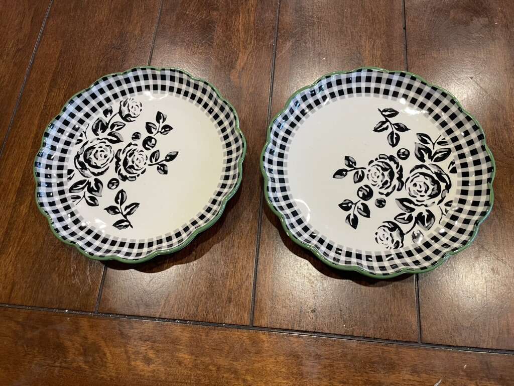 Set Of 2 Cracker Barrel Stoneware Cottage Plates